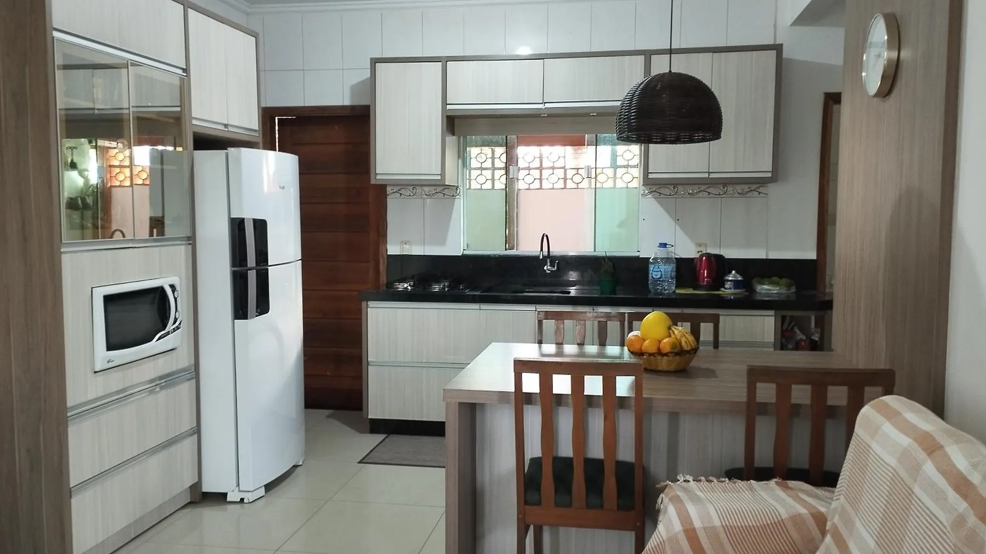 בית נופש הוילה Sobrado Em Penha - Sc